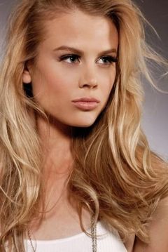 Jessica Just interpreta Lindsay