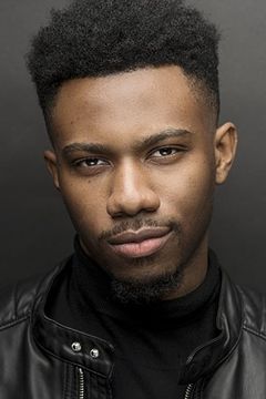 JaQwan J. Kelly interpreta Watergate Security Guard