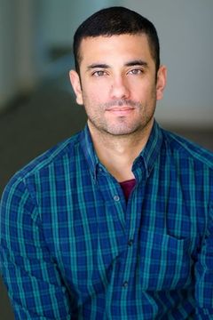 Luis Augusto Figueroa interpreta Mario
