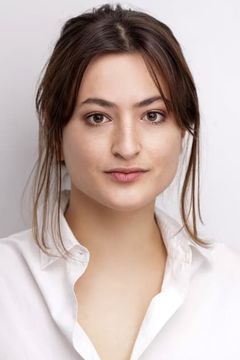 Zsuzsa Magyar interpreta Scientist