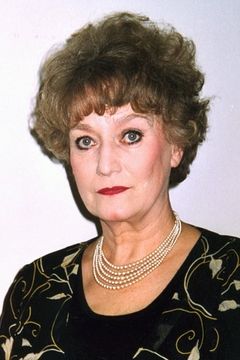 Ulli Fessl interpreta Frau Höss