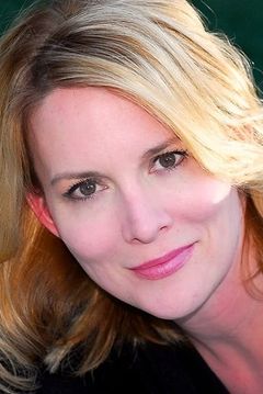 Laurel Holloman interpreta Sheryl Lynn