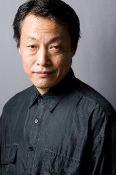 Akira Otaka interpreta Yasukawa