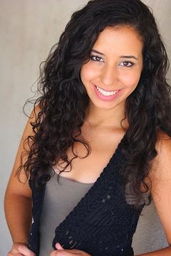 Melita Camilo interpreta Dancer