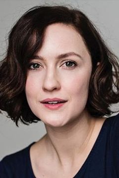 Charlotte Hamblin interpreta Patricia Trehearne