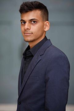 Aiman Machhour interpreta Azzouz