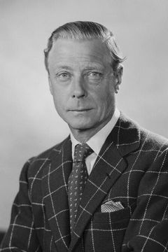 King Edward VIII interpreta Himself (archive footage)