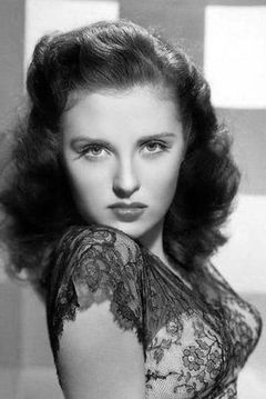 Beverly Tyler interpreta Mary Kearney