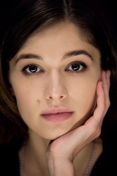Ana Caterina Morariu interpreta Elena Silani
