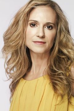 Holly Hunter interpreta Ada McGrath