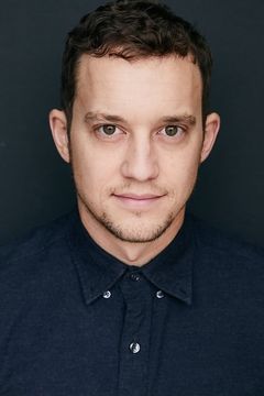 Jacob Zachar interpreta Stranger