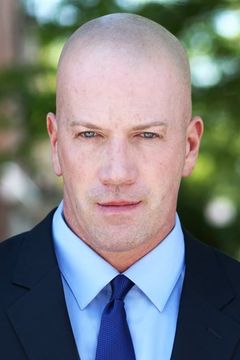 Kevin McCormick interpreta Patrick