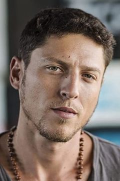 Ari Loeb interpreta T-800 Z