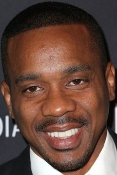 Duane Martin interpreta Ben Baines