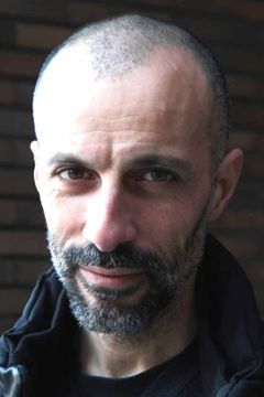 Alessandro Lombardo interpreta Esattore