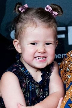 Scarlett Lindsey interpreta Baby Willow