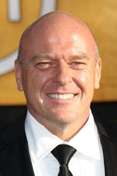 Dean Norris interpreta Bumpy