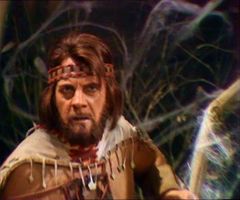 Victor Lucas interpreta Extra (uncredited)