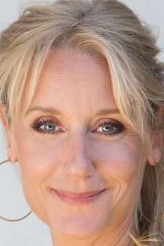 Anette Støvelbæk interpreta Alice Frigh