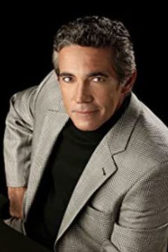 Braulio Castillo Jr. interpreta Morales