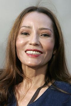 Barbara Carrera interpreta Fatima Blush