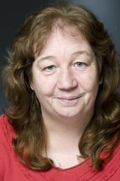 Denise Mack interpreta Kitchen Servant