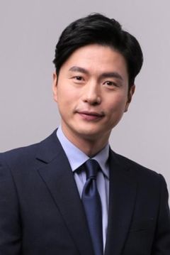 Lee Dong-kyu interpreta News Anchor