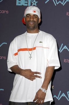 DJ Clue interpreta Goodlife