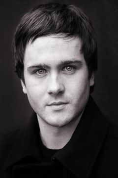 Fionn Walton interpreta Eric