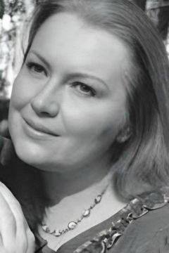 Tatyana Petrova interpreta Michelle