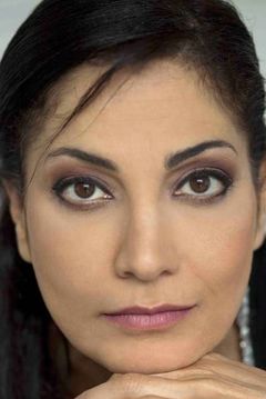 Shiva Gholamianzadeh interpreta The Queen