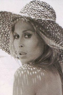 Olga Bisera interpreta Enrica