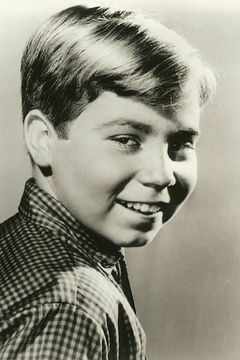Stanley Livingston interpreta Prescott Rawlings (uncredited)