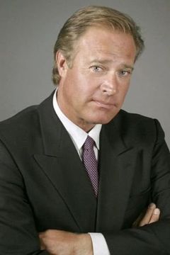 John James interpreta Brett Huston