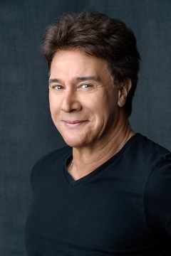 Fernando Allende interpreta Ricardo Montoya