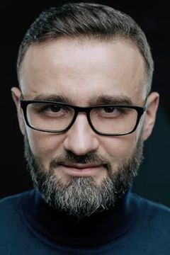 Aleksandr Gavrilin interpreta Ballon / Marmelad (voice)
