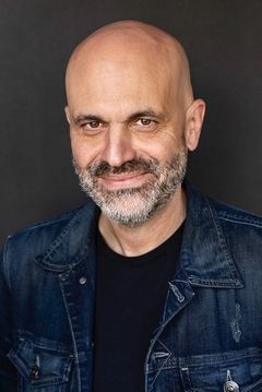 David Pressman interpreta Old Man