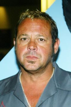 Chad McQueen interpreta Dutch (archive footage) (uncredited)