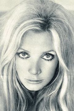 Anna Gaël interpreta French Girl
