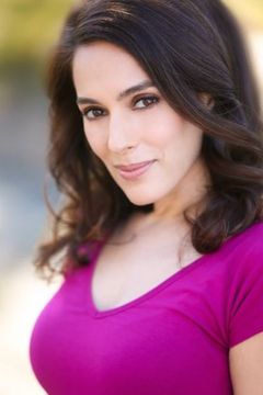 Christina DeRosa interpreta Randi Klein