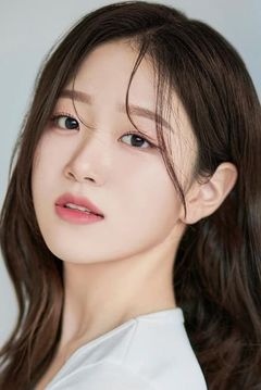 Hong Ha-na-im interpreta Female high school student #2 / Airplane passenger
