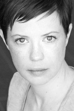 Stefanie Buxton interpreta ITC Tech