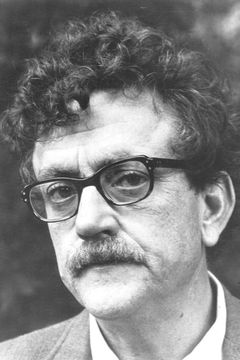 Kurt Vonnegut Jr. interpreta Commercial Director