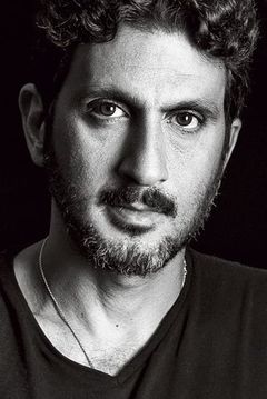 Tsahi Halevi interpreta Ephraim