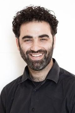 Hisham Suliman interpreta Salameh Guard