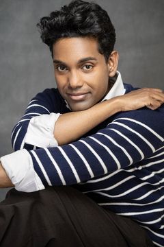 Deepak Mathews interpreta Tyler