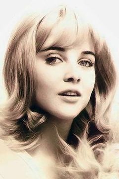 Sue Lyon interpreta Dolores "Lolita" Haze