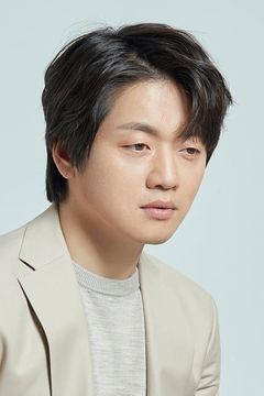 Jo Bok-rae interpreta Oh Sang-gu (uncredited)