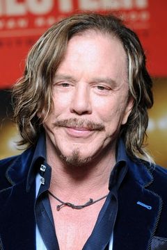 Mickey Rourke interpreta Bill Crush