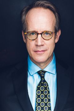 Doug Trapp interpreta Grocer